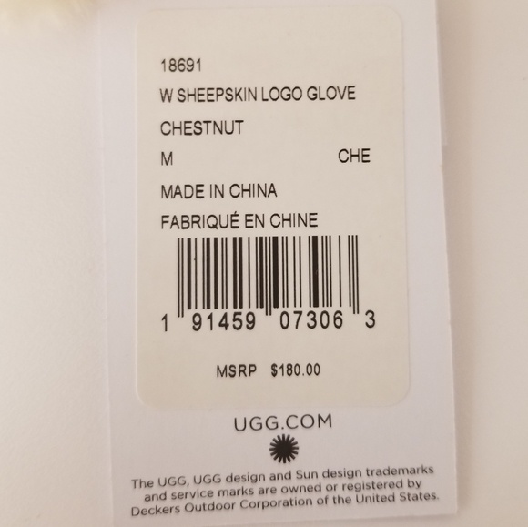 UGG Women's Sheepskin Logo Glove Chestnut - Picture 4 of 6